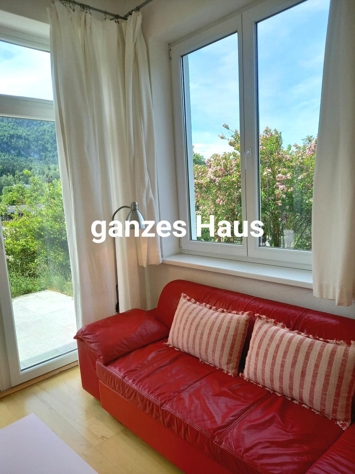Flores, Ferienhaus Oder Doppelzimmer, Im Gruenen, 5 Gehminuten Ins Zentrum, Parkplatz, Zero Emissions Бад-Ішль Екстер'єр фото